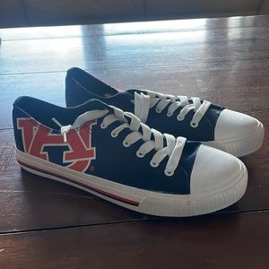 Auburn canvas shoes - women size 9
